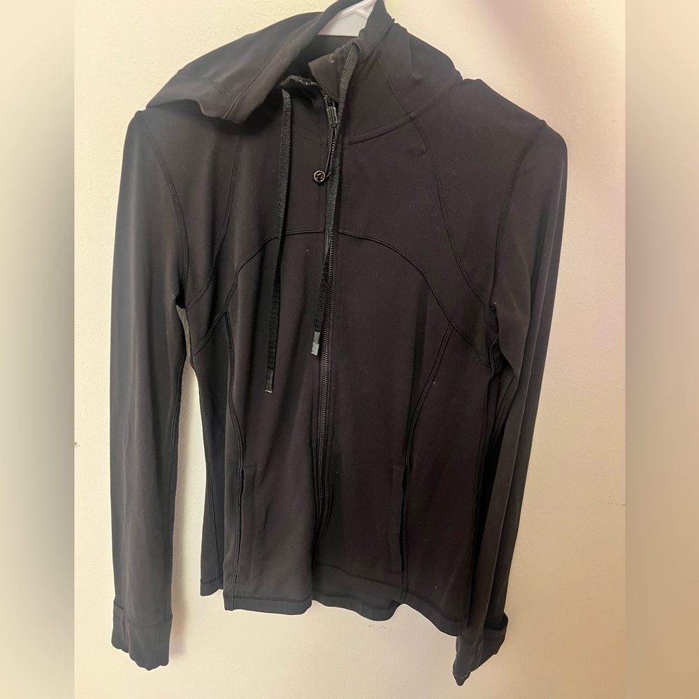 Black Lululemon Define Jacket
size 8 women’s